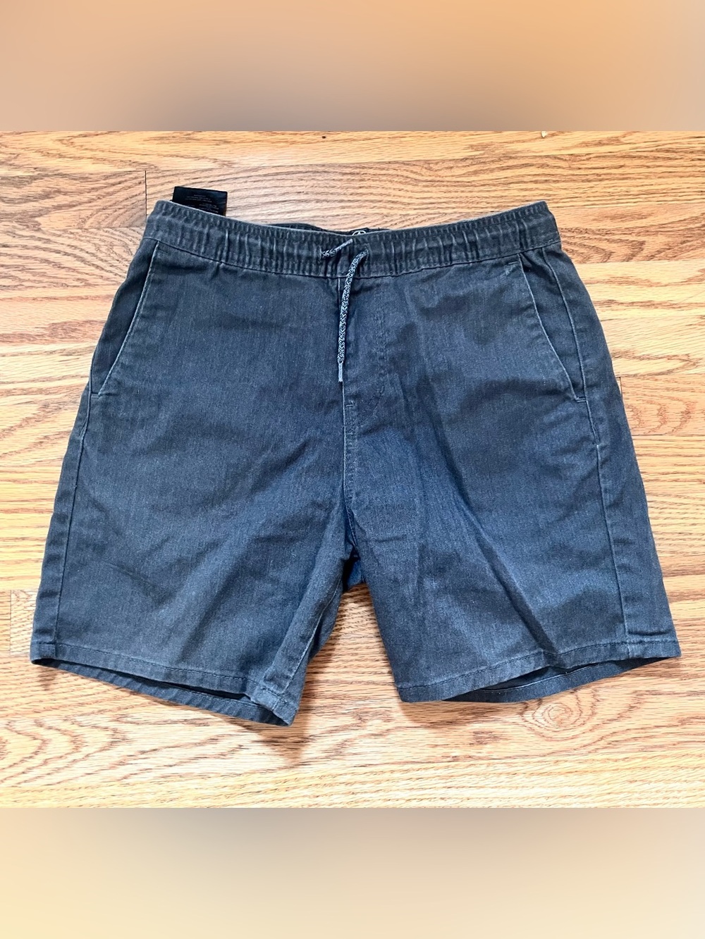Boys Volcom Gray Drawstring Casual Shorts Sz L/12